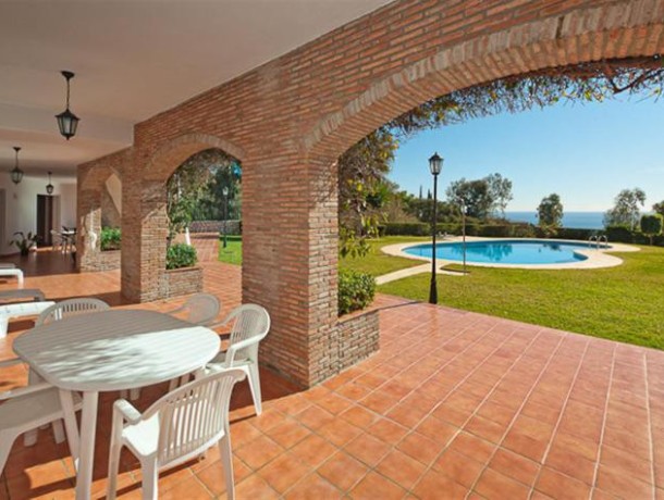 Villa for sale in Benalmadena, Marbella