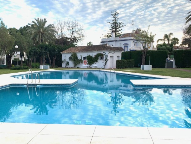 Apartment for sale in Cancelada, Marbella