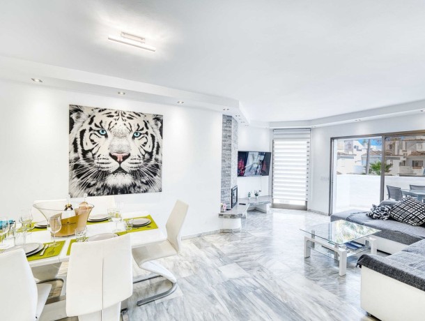 Apartment for sale in Elviria, Marbella