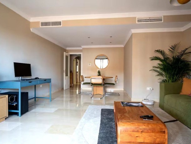 Apartment for sale in Elviria, Marbella