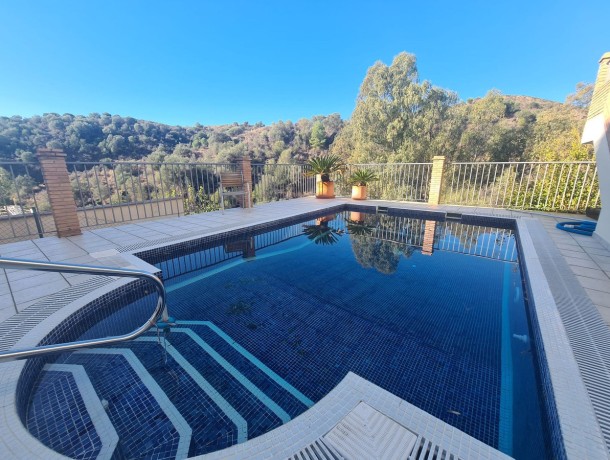 Villa for sale in Mijas, Marbella