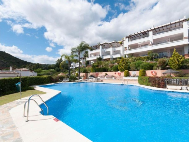 Apartment for sale in Los Arqueros, Marbella