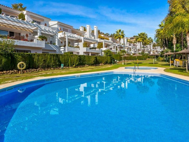 Apartment for sale in La Quinta, Marbella