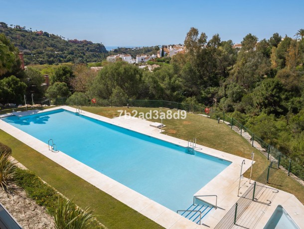Apartment for sale in Benahavís, Marbella