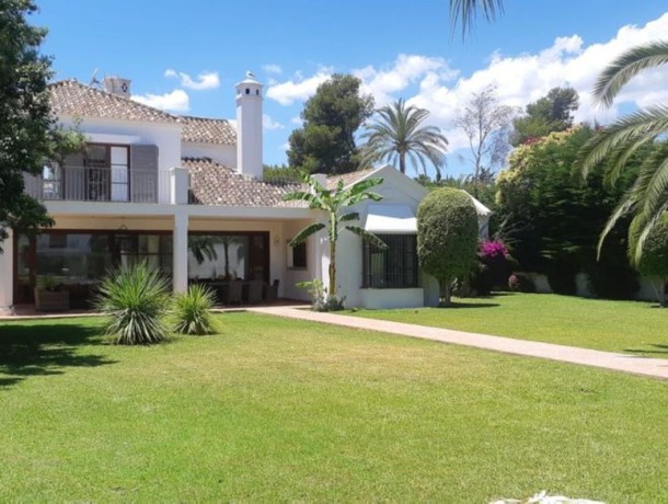 Villa for sale in Guadalmina Baja, Marbella