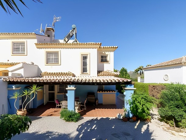 Villa for sale in Alhaurín el Grande, Marbella