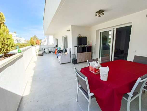 Apartment for sale in Nueva Andalucía, Marbella