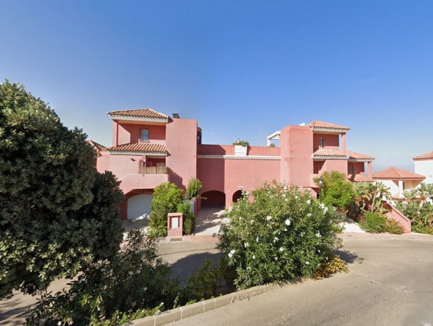 Apartment for sale in La Duquesa, Marbella