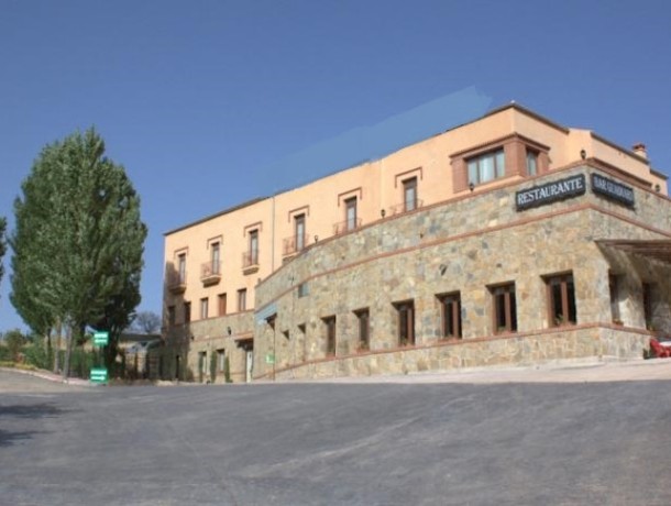 Commercial for sale in Benaoján, Marbella