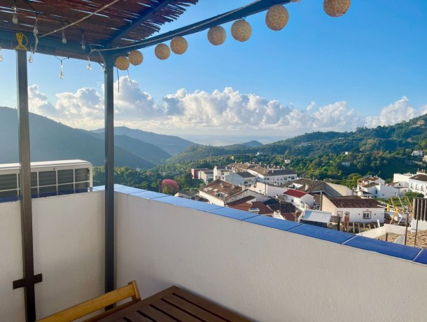 Townhouse for sale in Ojén, Marbella