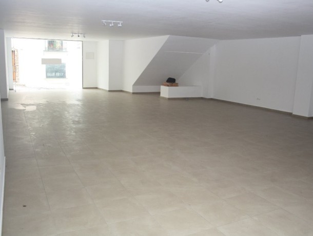 Commercial for sale in Estepona, Marbella