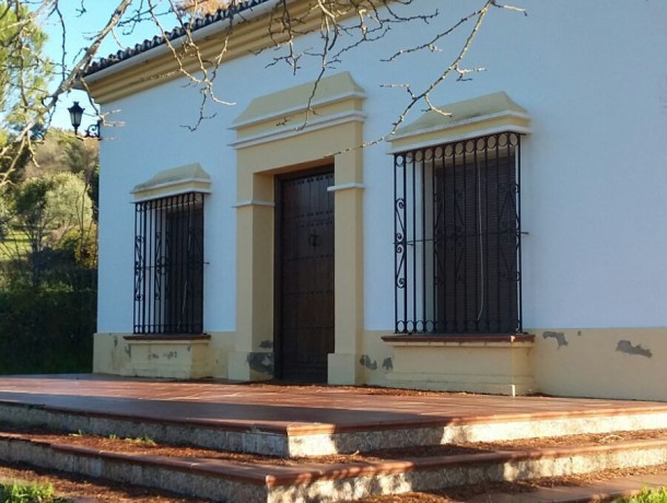 Villa for sale in Ronda, Marbella