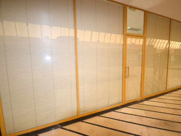Commercial for sale in Puerto Banús, Marbella