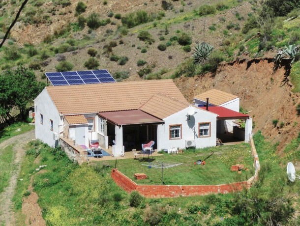 Villa for sale in Alora, Marbella