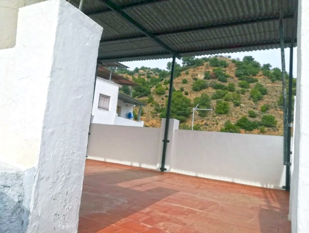 Townhouse for sale in Tolox, Marbella