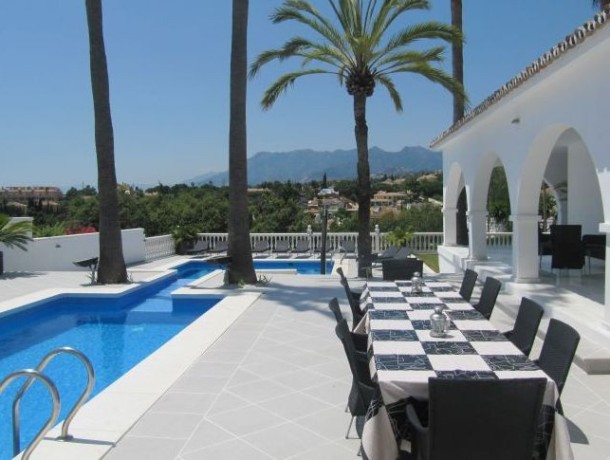 Villa for sale in Elviria, Marbella