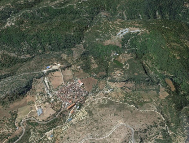 Plot for sale in Alpandeire, Marbella