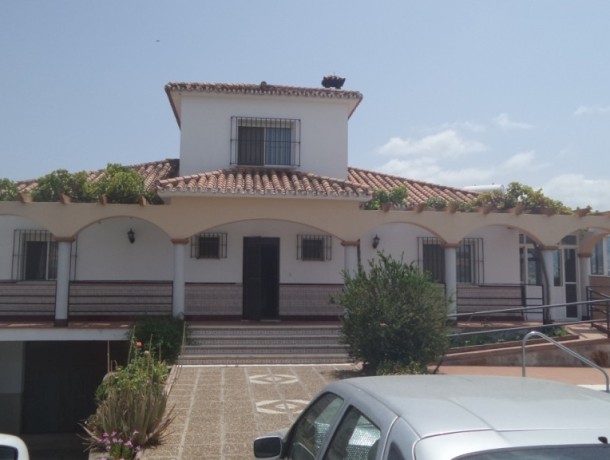 Villa for sale in Alhaurín de la Torre, Marbella