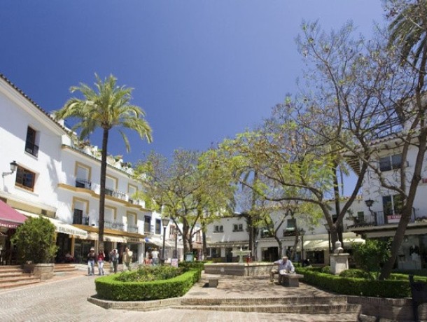 Townhouse for sale in Marbella, Marbella