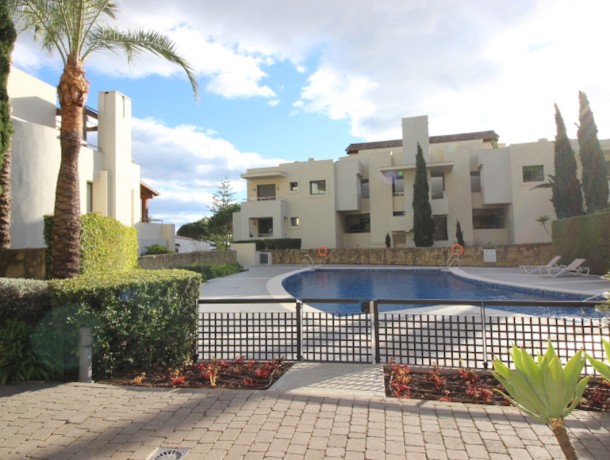 Apartment for sale in Sierra Blanca, Marbella