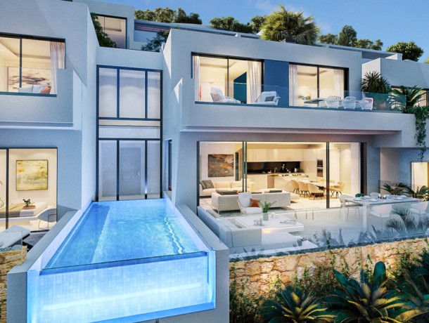 Villa for sale in Benalmadena, Marbella