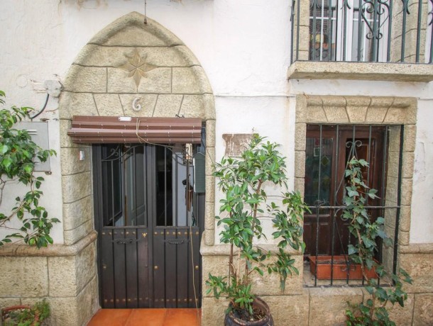 Townhouse for sale in Guaro, Marbella