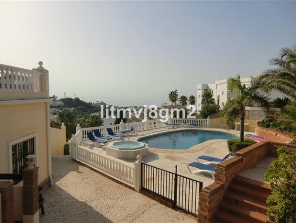 Apartment for sale in Riviera del Sol, Marbella