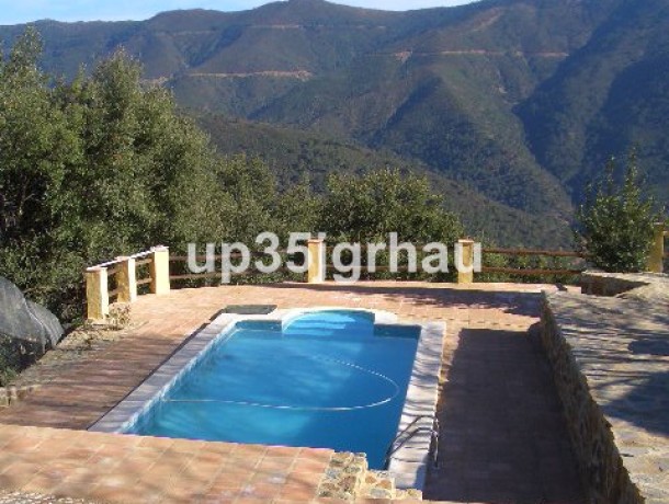 Villa for sale in Jubrique, Marbella