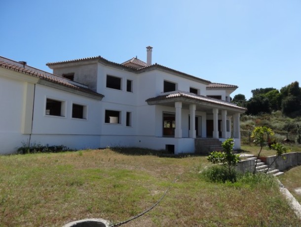 Villa for sale in La Cala Golf, Marbella
