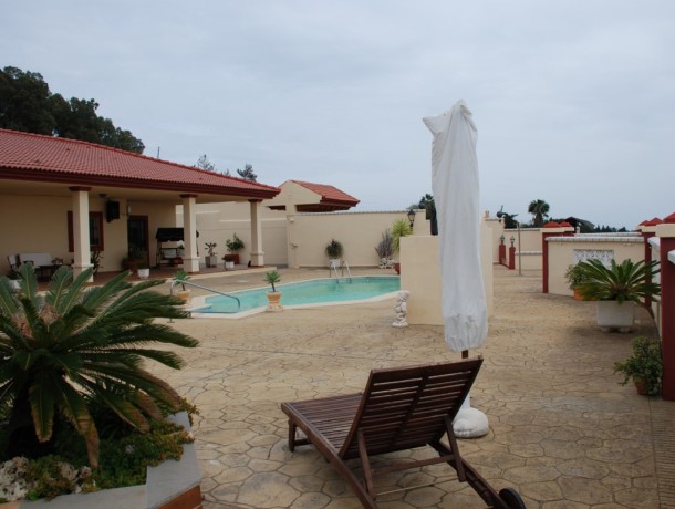 Villa for sale in Estepona, Marbella