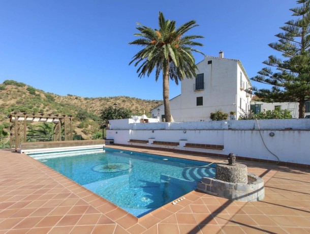 Commercial for sale in Cártama, Marbella