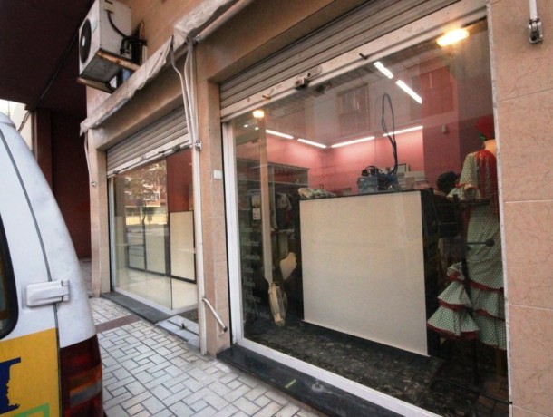 Commercial for sale in Cruz del Humilladero, Marbella