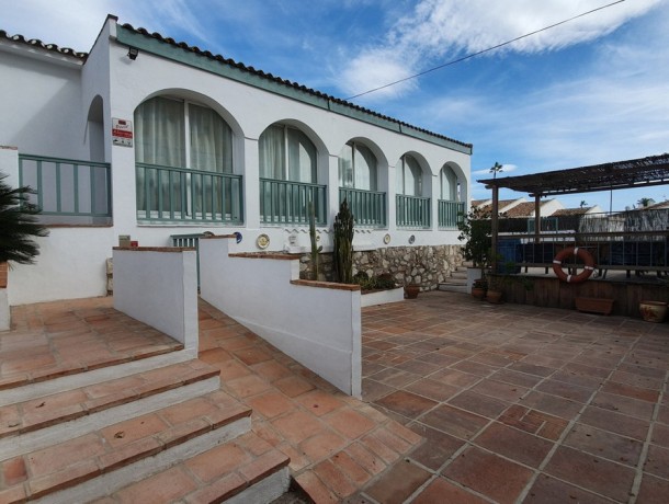 Villa for sale in La Cala de Mijas, Marbella