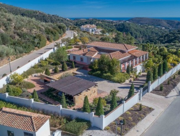 Villa for sale in Benahavís, Marbella