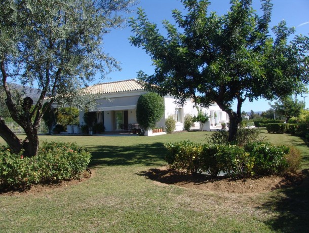 Villa for sale in The Golden Mile, Marbella