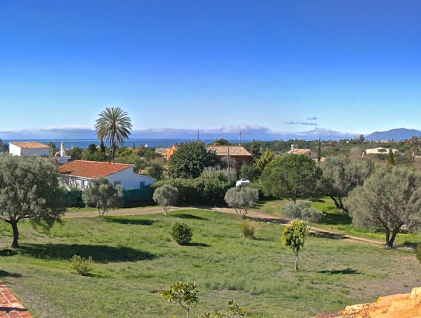 Villa for sale in Elviria, Marbella