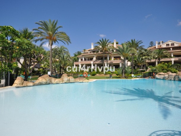 Apartment for sale in Los Monteros, Marbella