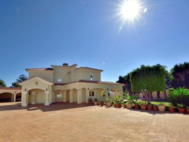 Villa for sale in Guadalmina Baja, Marbella
