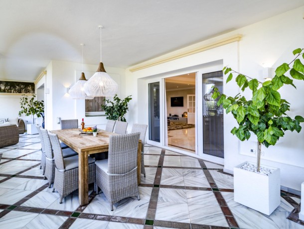 Apartment for sale in The Golden Mile, Marbella