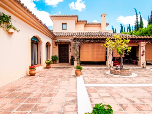 Villa for sale in Sotogrande Alto, Marbella