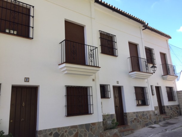 Townhouse for sale in Ronda, Marbella
