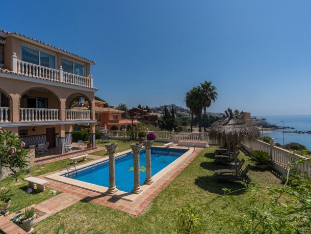 Villa for sale in Benalmadena Costa, Marbella