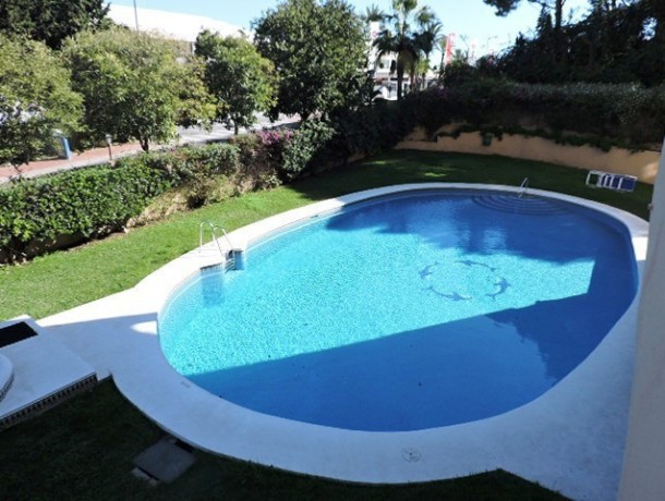 Apartment for sale in Nueva Andalucía, Marbella