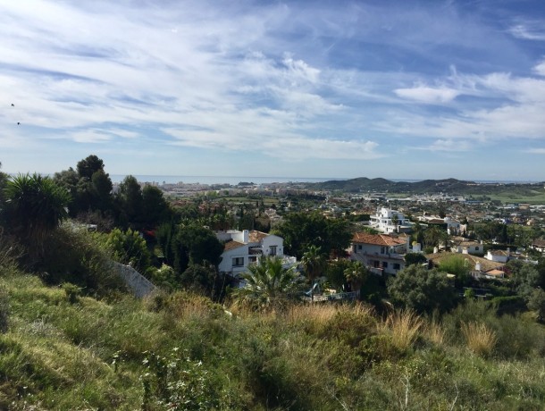 Plot for sale in Sierrezuela, Marbella