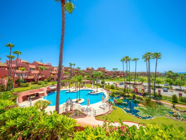 Apartment for sale in New Golden Mile, Marbella