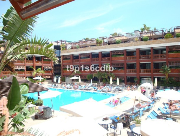 Apartment for sale in Puerto Banús, Marbella